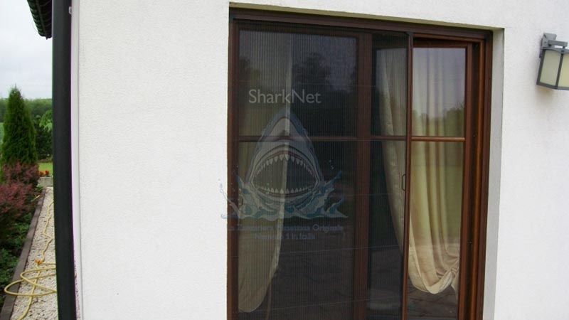 SharkNet komarnik – detajl vodila brez praga